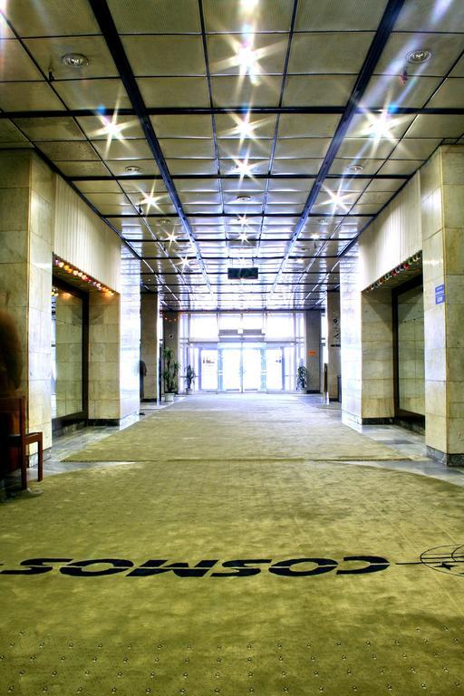 Cosmos Hotel キシナウ エクステリア 写真