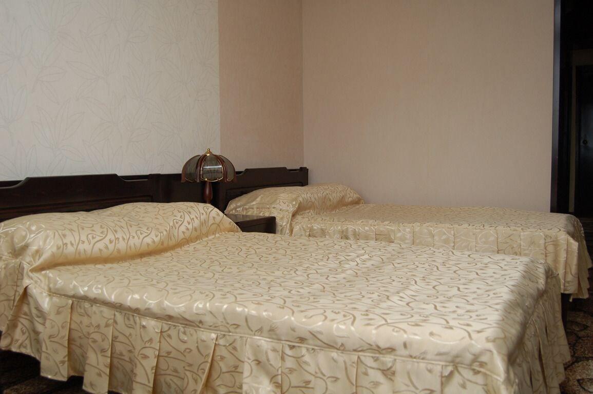 Cosmos Hotel キシナウ エクステリア 写真