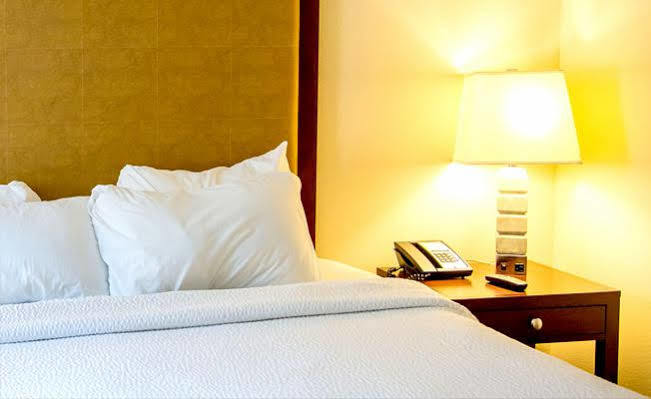 Cosmos Hotel キシナウ エクステリア 写真